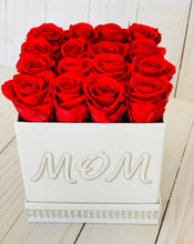 Load image into Gallery viewer, Mini White Preserved Flower Box