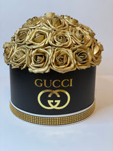 Load image into Gallery viewer, Round Flower Box Bouquet