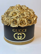 Load image into Gallery viewer, Round Flower Box Bouquet