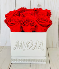 Load image into Gallery viewer, Mini White Preserved Flower Box