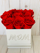 Load image into Gallery viewer, Mini White Preserved Flower Box