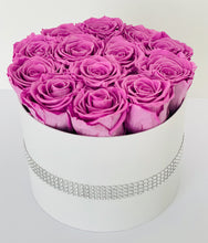 Load image into Gallery viewer, Round Preserved Flower Box