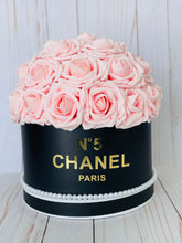 Load image into Gallery viewer, Black Flower Box Bouquet