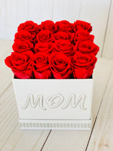 Load image into Gallery viewer, Mini White Preserved Flower Box