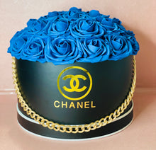 Load image into Gallery viewer, Blue Roses Flower Box