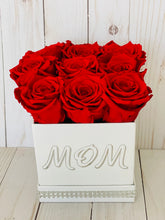 Load image into Gallery viewer, Mini White Preserved Flower Box