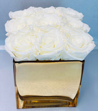 Load image into Gallery viewer, Glass Preserved Flower Vase & Rose Bear With Real Eternity Rose