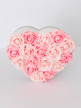 Load image into Gallery viewer, Heart Flower Box Bouquet