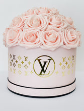Load image into Gallery viewer, Luxury Pink Flower Box Bouquet