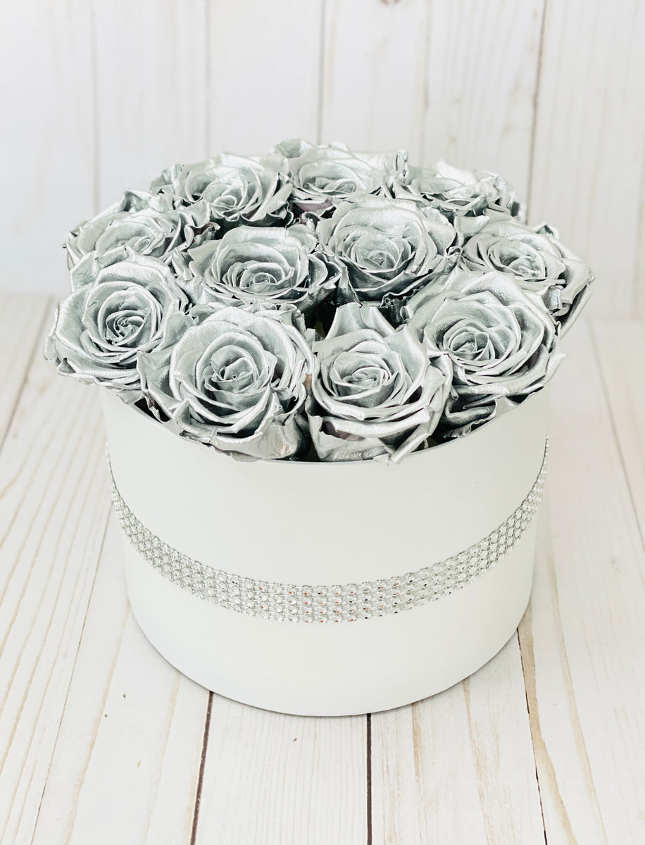 Medium-round-light-pink-box-