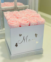 Load image into Gallery viewer, Large Square Preserved Flower Box