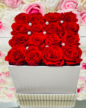 Load image into Gallery viewer, White Eternity Rose Box