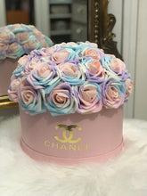 Load image into Gallery viewer, Pink Flower Box Bouquet