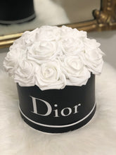 Load image into Gallery viewer, Rose Flower Box