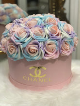 Load image into Gallery viewer, Pink Flower Box Bouquet