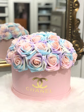 Load image into Gallery viewer, Pink Flower Box Bouquet