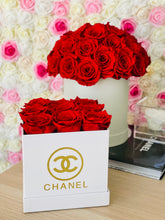 Load image into Gallery viewer, Square Preserved Flower Box