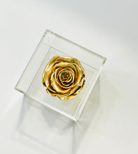 Load image into Gallery viewer, acrylic box with gold flower
