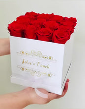 Load and play video in Gallery viewer, Large Square Preserved Flower Box

