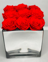 Load image into Gallery viewer, Mirror Glass Vase Flower Bouquet
