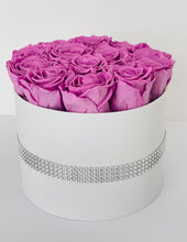 Load image into Gallery viewer, Round Preserved Flower Box
