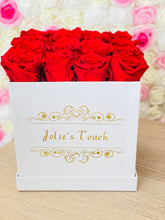 Load image into Gallery viewer, Large Square Preserved Flower Box
