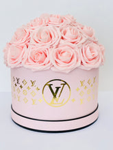 Load image into Gallery viewer, Luxury Pink Flower Box Bouquet
