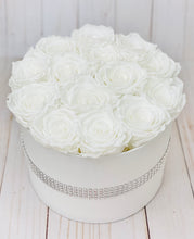 Load image into Gallery viewer, Round Preserved Flower Box
