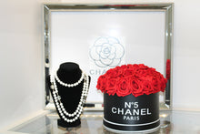 Load image into Gallery viewer, Round Flower Box Bouquet
