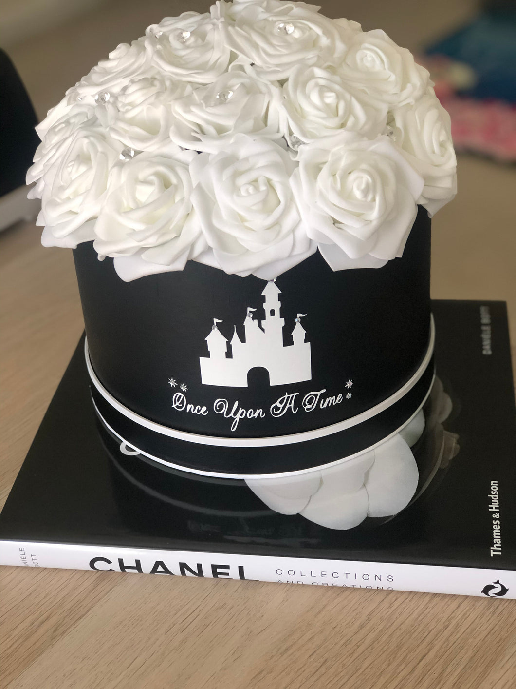 Rose Hat Box Bouquet