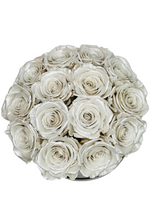 Load image into Gallery viewer, I love you Pearl Roses Bouquet

