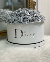 Load image into Gallery viewer, Gray Roses Flower Box Bouquet

