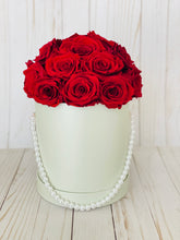 Load image into Gallery viewer, Medium Round Gray Box with Red Roses
